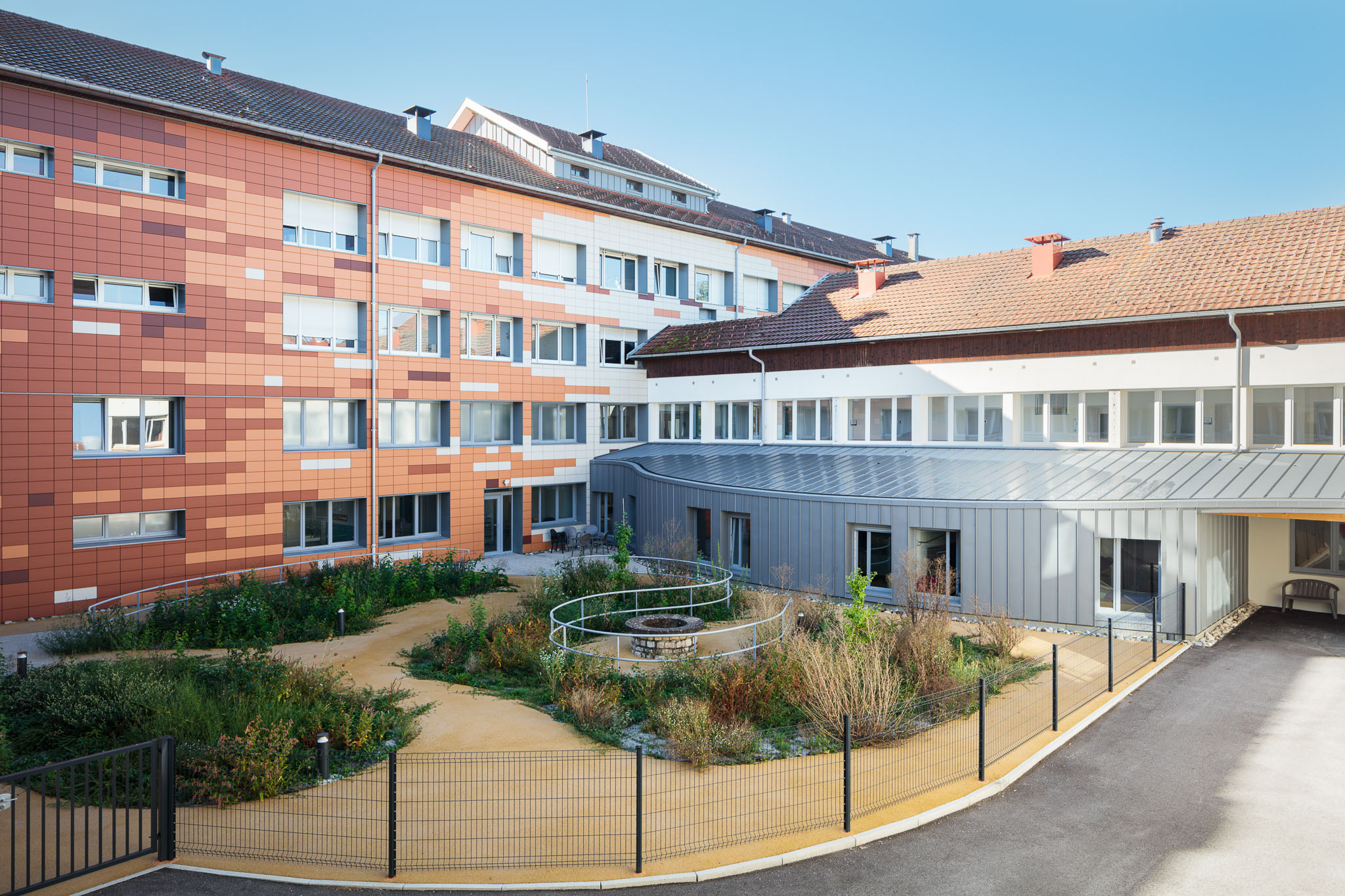 Réhabilitation MAS à Etalans – SDH